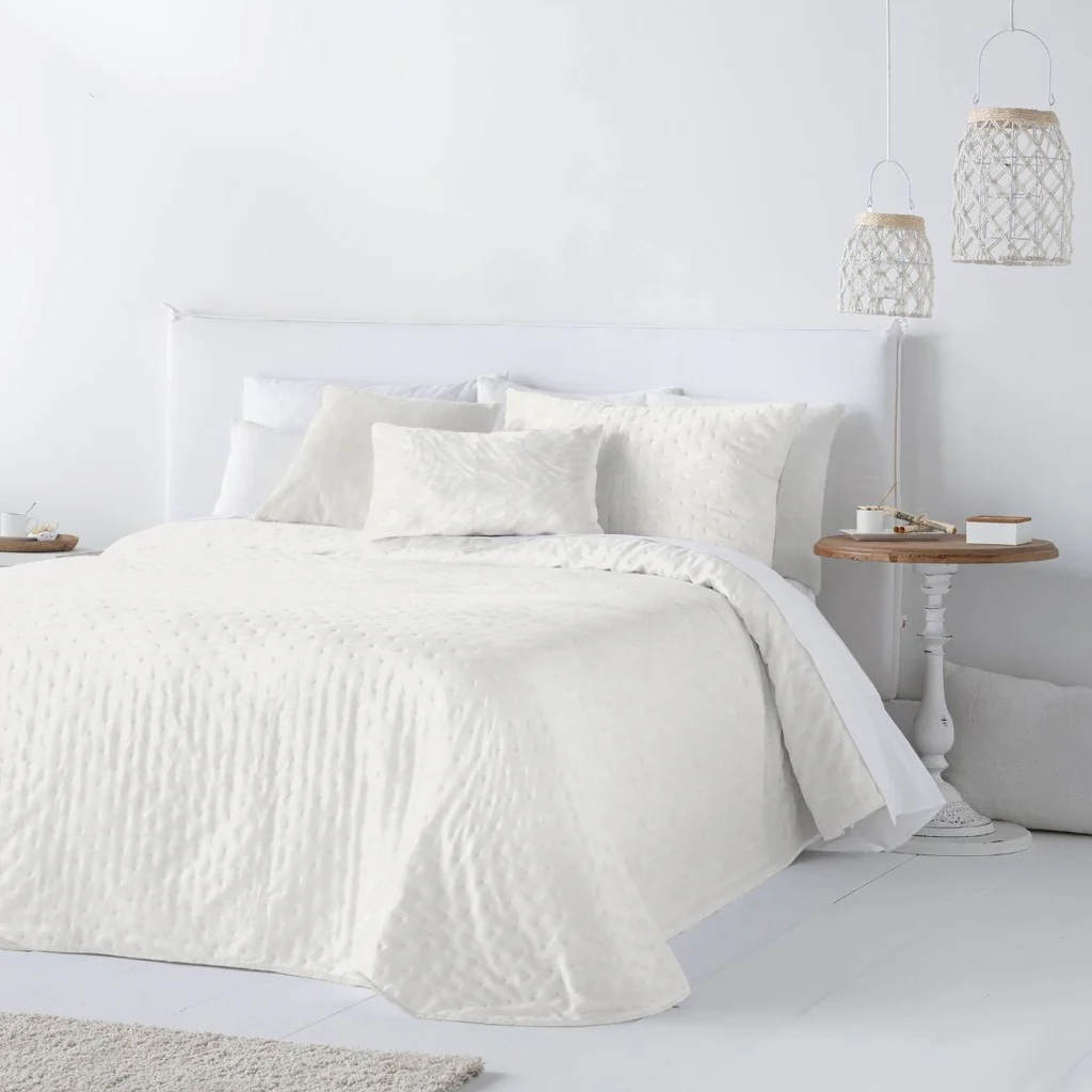 Colcha bouti Leya – Ropa de cama elegante y floreada | Fun & Deco | Textilov - Imagen 2